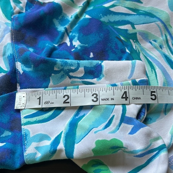 Lilly Pulitzer Buttercup Knit Short Sweet Pea Pink Tropics Floral Sz 8 - Picture 8 of 10